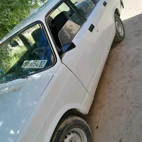 Lada 2107 2000