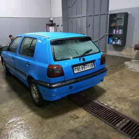 Volkswagen Golf 1998