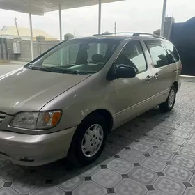 Toyota Sienna 2002