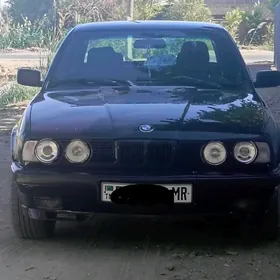 BMW 525 1989