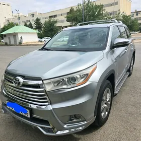 Toyota Highlander 2015