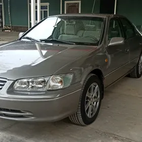 Toyota Camry 1998