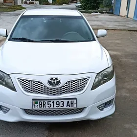 Toyota Camry 2011