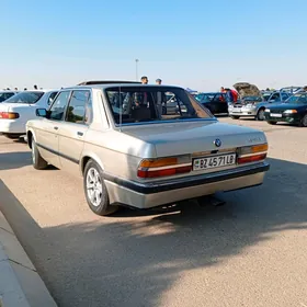 BMW 5 Series Gran Turismo 1984