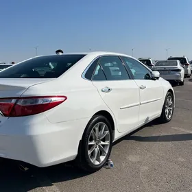 Toyota Camry 2016