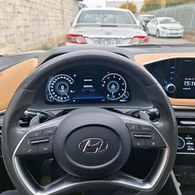 Hyundai Sonata 2020