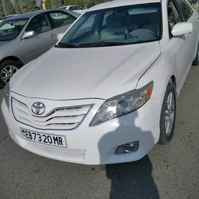 Toyota Camry 2010