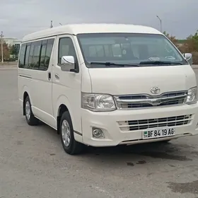 Toyota Hiace 2006