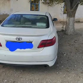 Toyota Camry 2010