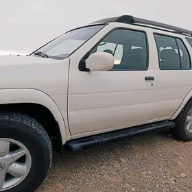 Nissan Pathfinder 2001