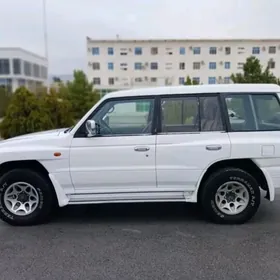 Mitsubishi Pajero 1999