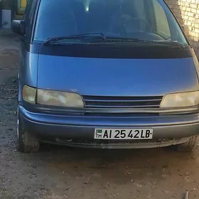 Toyota Previa 1991