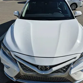 Toyota Camry 2020