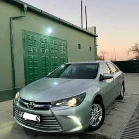 Toyota Camry 2016