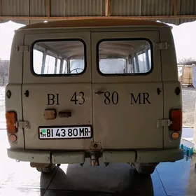 UAZ 469 2000