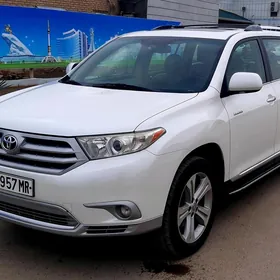 Toyota Highlander 2011