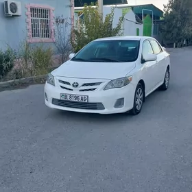 Toyota Corolla 2011