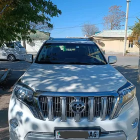 Toyota Land Cruiser Prado 2016