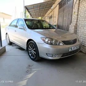 Toyota Camry 2004