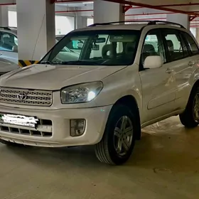 Toyota RAV4 2004