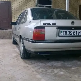 Opel Vectra 1988