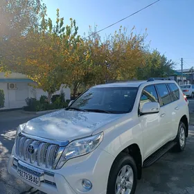 Toyota Land Cruiser Prado 2014