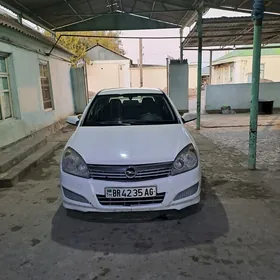 Opel Astra 2008