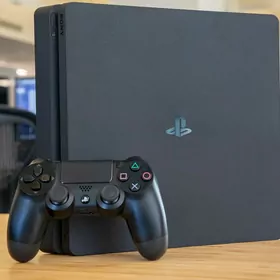 Playstation 4 Slim