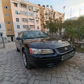 Toyota Camry 1998