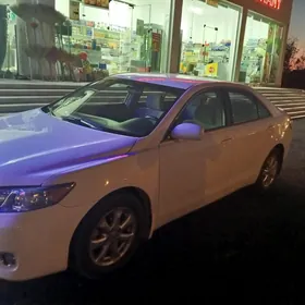 Toyota Camry 2010