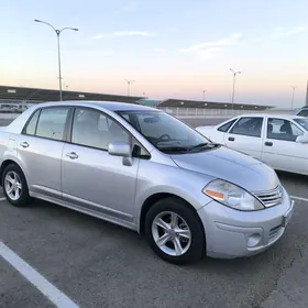 Nissan Versa 2010