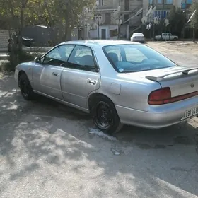 Nissan Bluebird 1995