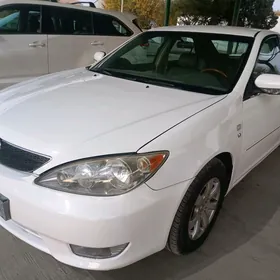 Toyota Camry 2005