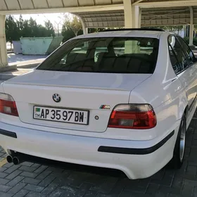 BMW E39 2001