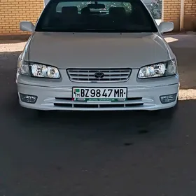 Toyota Camry 2000