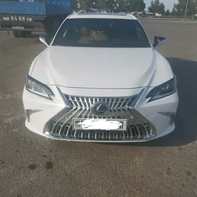 Lexus ES 350 2019