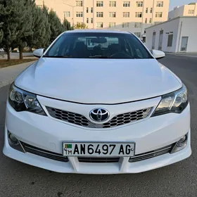 Toyota Camry 2013