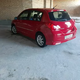 Nissan Versa 2010