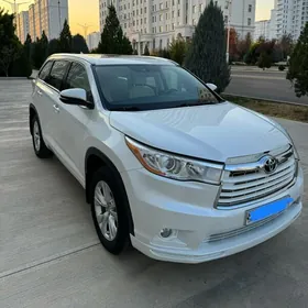 Toyota Highlander 2016