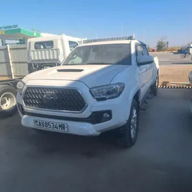 Toyota Tacoma 2019