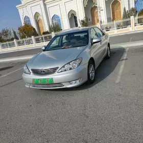 Toyota Camry 2004