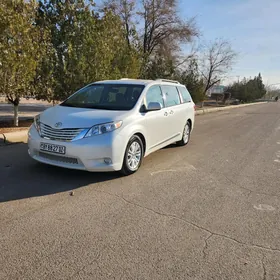 Toyota Sienna 2017