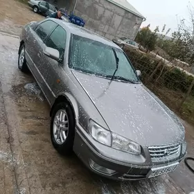 Toyota Camry 2001