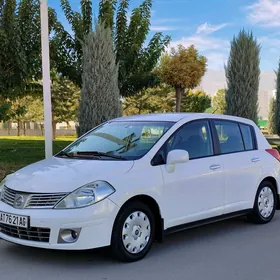 Nissan Versa 2010