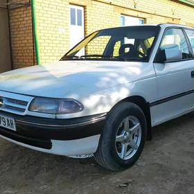 Opel Astra 1992