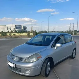 Nissan Versa 2010