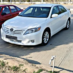 Toyota Camry 2011