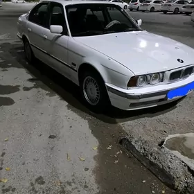 BMW 525 1990