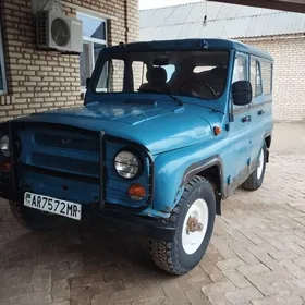 UAZ 469 2000