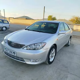 Toyota Camry 2005